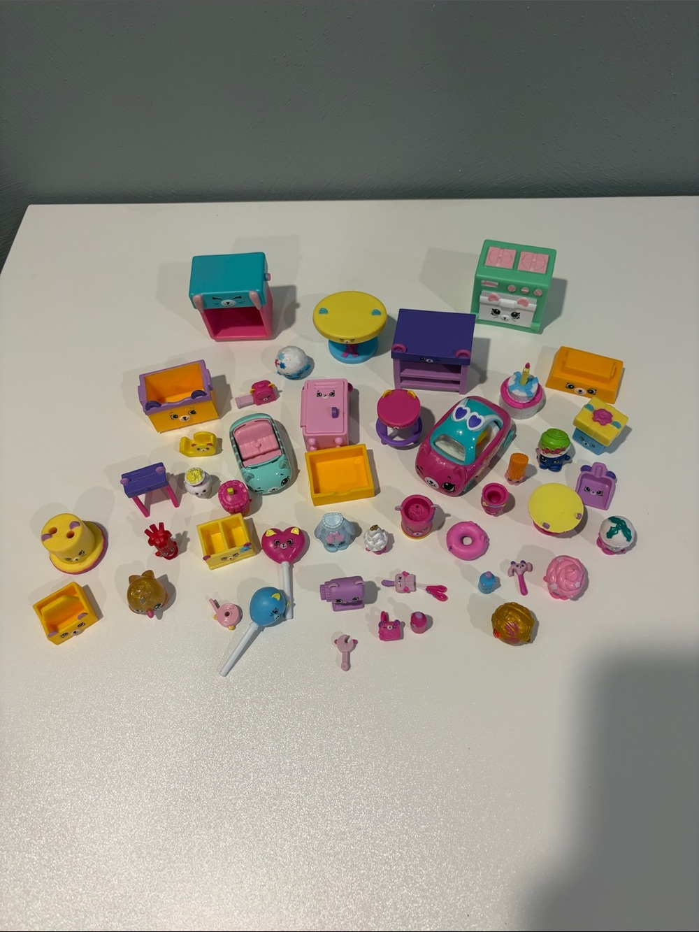 Shopkins Mini Playset Pieces - Pink, Purple, Yellow, Teal
